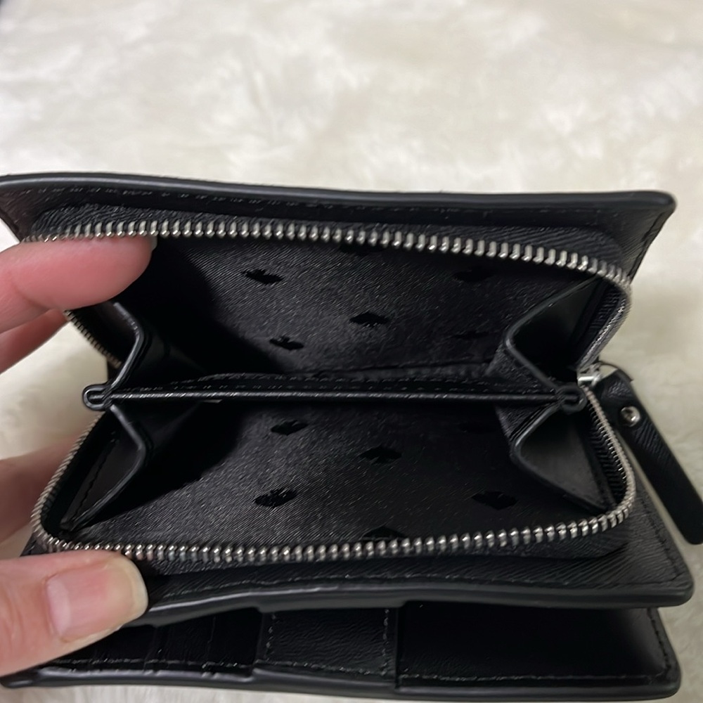 Kate Spade Wallet - Picture 3 of 5